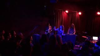 Tei Shi – "Keep Running"