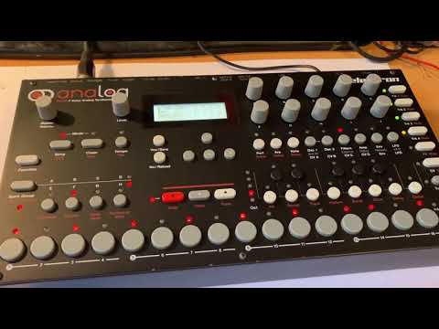 Elektron Analog Four MK1 / Decksaver / Soft Case image 13