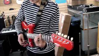 Video thumbnail for Vintage Burns Nu-Sonic English Guitar by Brad