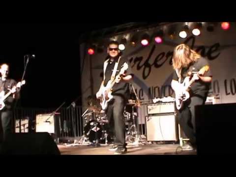 The Pyronauts - Vlad The Surfer (Live @ Surfer Joe Summer Festival 2014)