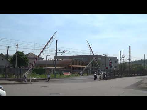 Passaggio a livello di via Scalabrini - Como / Level Crossing / Bahnübergang / Passage à niveau