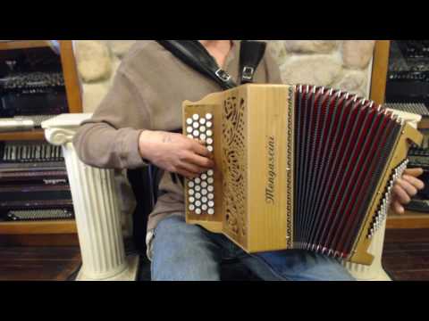 MENGCELT37 - Mengascini Celty 37 Chromatic 4 Row C LMM 72 $3695