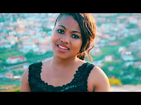 Cindy Gaga   Anignenanao Clip Official Gasy 2018