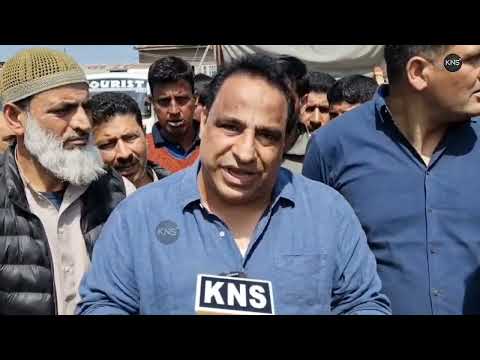 Chakka Jam observed across the Kashmir Valley following a strike call by Kashmir transporters, protesting the proposed expansion of Smart City bus services to various districts.