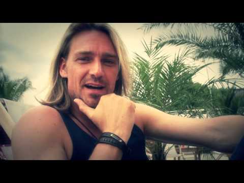 Oliver Thomas - Willkommen im Strandcafé (Offizielles Video)