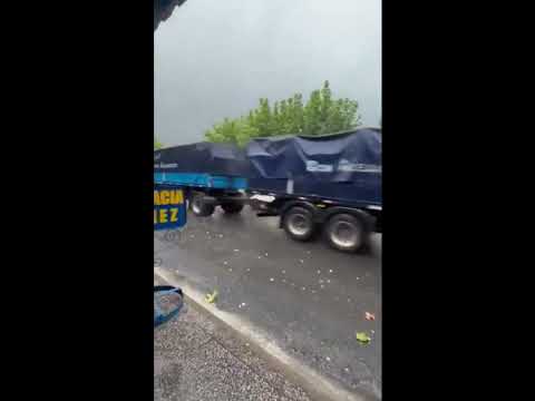 Noticias Granizo grande cae en localidad de Solís de Mataojo, Lavalleja, #Uruguay  Abril 27, 2024