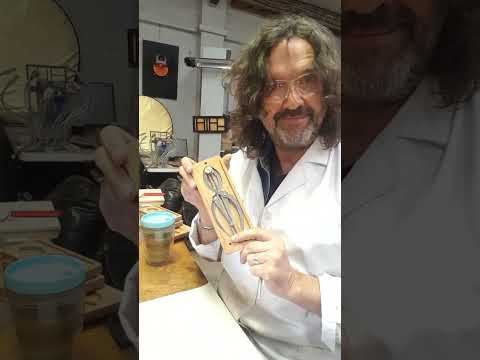 SE01E07 :: At work : Doing the magnets