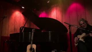 Zephaniah Ohora - Emily video