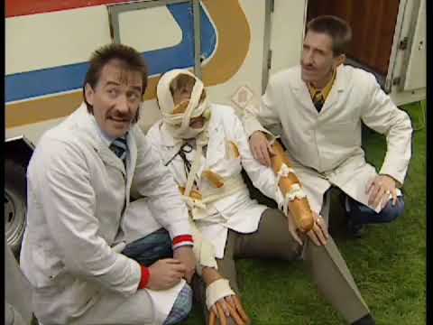 ChuckleVision (S6 EP7) Men in White Coats (High Quality)