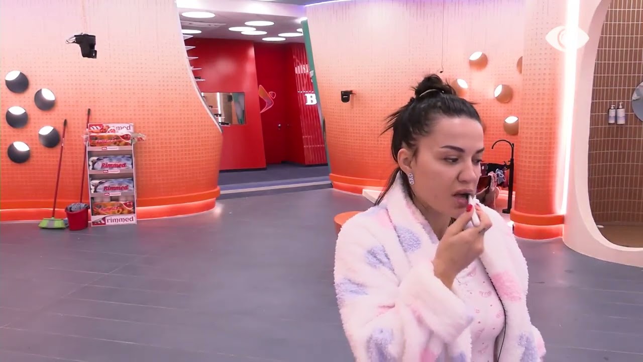 Miri dhe Baby G kërcejnë së bashku