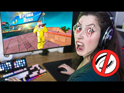 FORTNITE but if you BLINK YOUR EYES avalanche of WATER BALLS *Impossible Challenge*