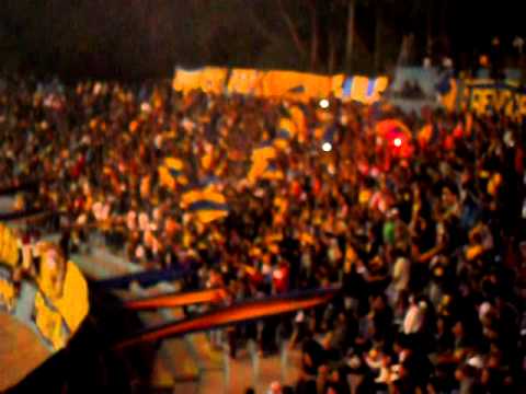 "Los del Cerro / show de luces vs Lota clausura 2011 .AVI" Barra: Los del Cerro &bull; Club: Everton de Viña del Mar