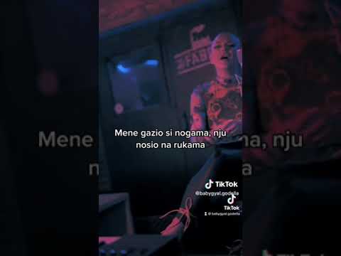 Mama Godella Kol'ko puta sam te klela budi srecan sto si ostao živ