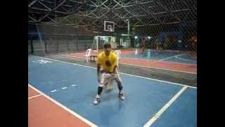 preview picture of video 'StreetBall: Jacó Stiff Leg Move'