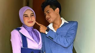 Download lagu KONSER VALEN DAN MILA TERBARU ROMANTIS “jangan tinggalkan aku” mp3