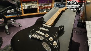 Video thumbnail for 1999 Fender American Standard Stratocaster Black Guitar by Essex Recording Studios