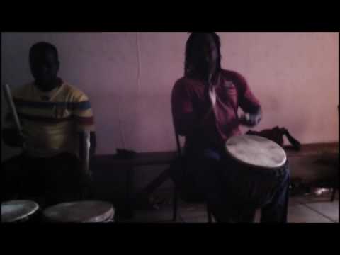 Makan Kone Djembe lesson in Bamako rhythm Soboninkun