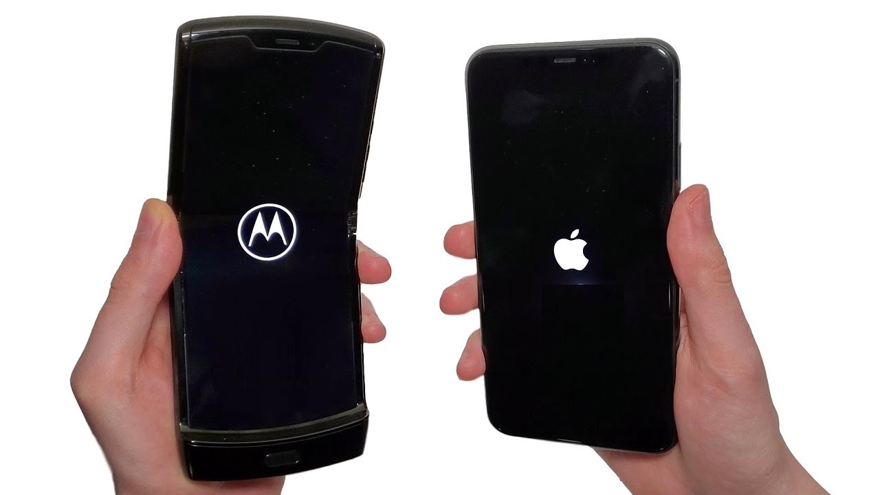 Motorola RAZR 2020 vs iPhone 11 Pro Max Speed Test, Speakers, Battery & Cameras!