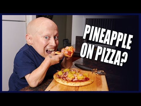 PINEAPPLE ON PIZZA? BEST HOMEMADE HAWAIIAN PIZZA | Cooking with Verne