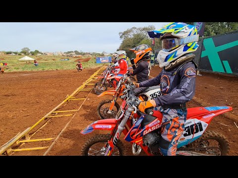 Motores 2 tempos Roncando Alto na Largada da categoria 65cc  no Paranaense de Motocross 2022 (4k)