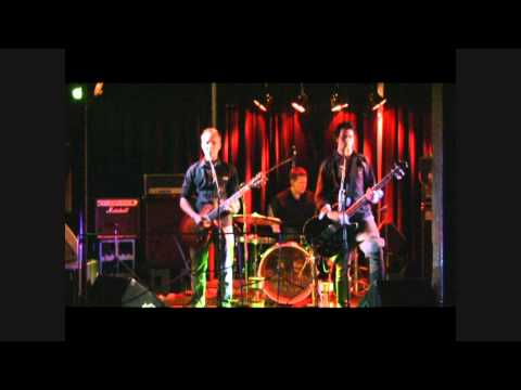 Acid Elephant - Waists Cabaret Rave (live at 45 Special, Oulu - 22.1.2011)