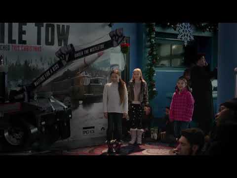 ‘Dylan kisses his sister’ Daddy’s home 2 best movie clip