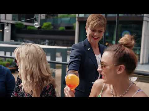 Spritz On The Water no The Boathouse | Lyre's Non-Alcoholic