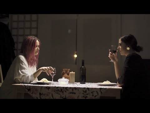 María Peláe ft Alba Reig - No Me Mires Así