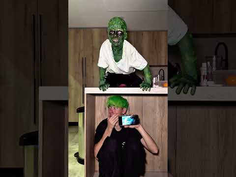 El Zombie ALFA sobrevive al agua?💦