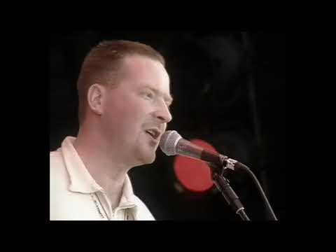 Kitchens of Distinction - Remember Me Live Reading Festival 28.08.94