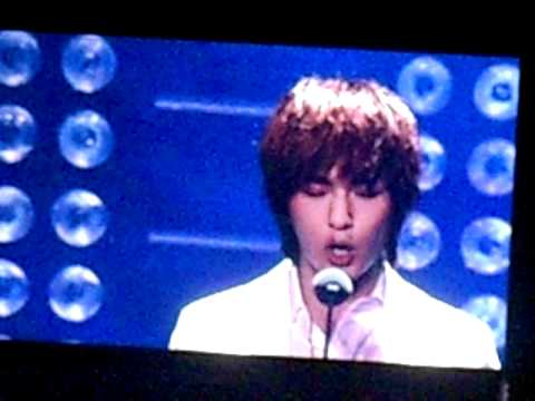 SHINee's Onew - Nessun Dorma (SM Town NYC 2011.10.23)