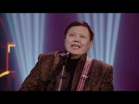 Инээмсэглэл хамтлаг - Попури