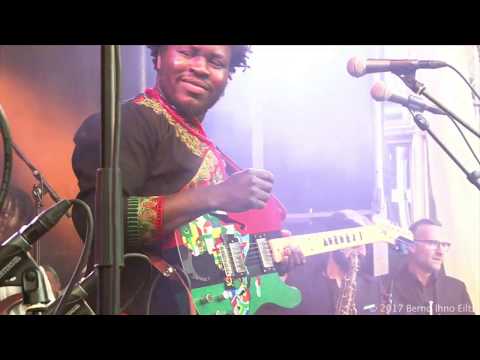 Adedeji (Felasophy live at  Swinging in Groningen  )