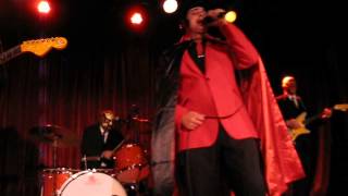 LOS STRAITJACKETS w/ DEKE DICKERSON -- "PERFIDIA"