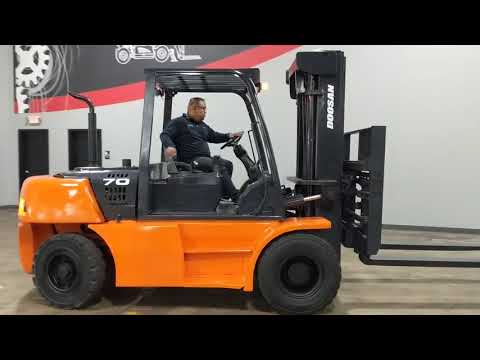 2013 Doosan D70-50D 14,000lb Dual Drive Pneumatic Diesel Forklift STK 8377