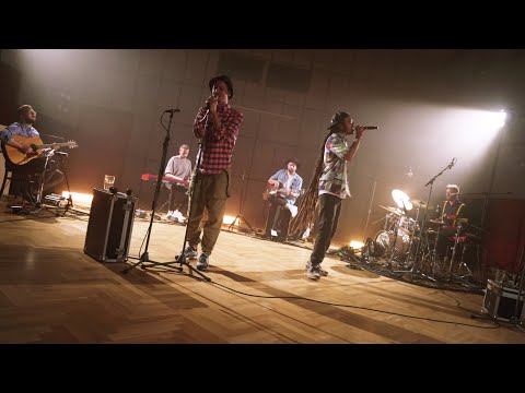 Medial Banana - Acoustic Live (from SMT Studio)