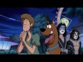 Scooby-Doo kämpft gegen eine Halloween-Hexe und rettet Kiss