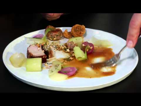 Robin Hytter presenterar sin rätt. Årets Kock 2014: Semifinal #2 - Växjö