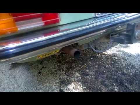 Mercedes Benz 230.6 exhaust sound.
