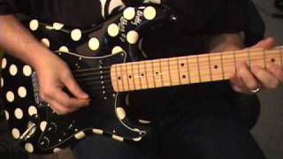 Video thumbnail for Fender Buddy Guy Signature Stratocaster Guitar Review Scott Grove by Groovy Music Lessons