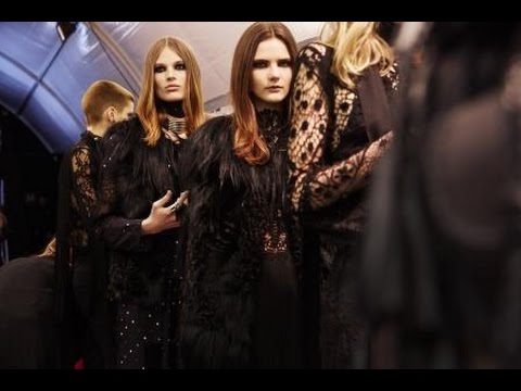 ELIE SAAB Ready-to-Wear Autumn Winter 2016-17 | Backstage