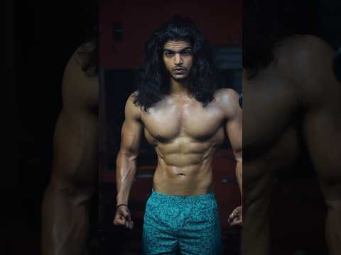 I'm not getting a haircut until l achieve my dream physique. #fitness#hair#transformation#shorts