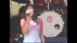 Download lagu Mustofa (Geboy Mozair) - Evi Puspitasari. Sera mp3