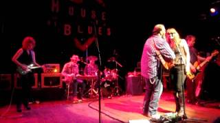 Steve Earle &amp; Allison Moorer &quot;Heaven Or Hell&quot; at the House Of Blues West Hollywood CA