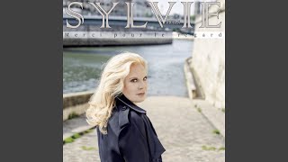 À Deux Pas De Vous Lyrics English Translation