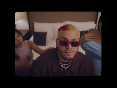 Papi Sousa - Un Pal De Textos [Official Video]