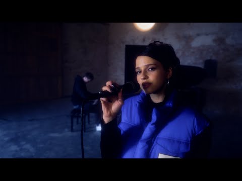 Video thumbnail for Nicht allein (Piano Version)