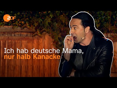 Bülent Ceylan: Manchmal muss ich auch auf Kissen unterschreiben I Comedy Sommer