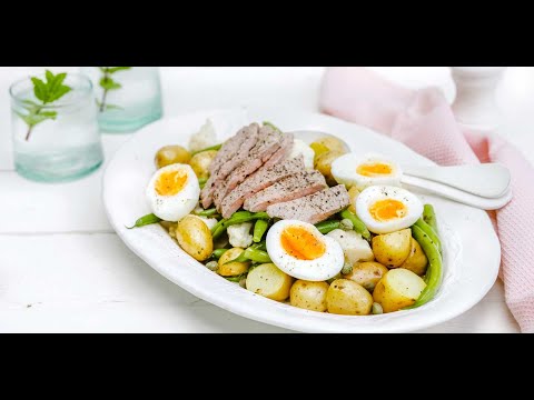 Salade tiède de pommes de terre, haricots verts et escalope de veau
