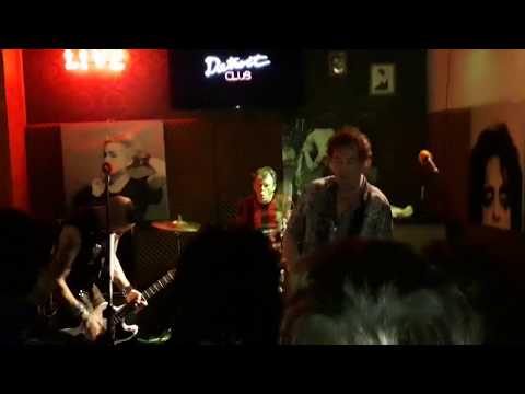 THE VIBRATORS en vivo Detroit Club  28 4 19